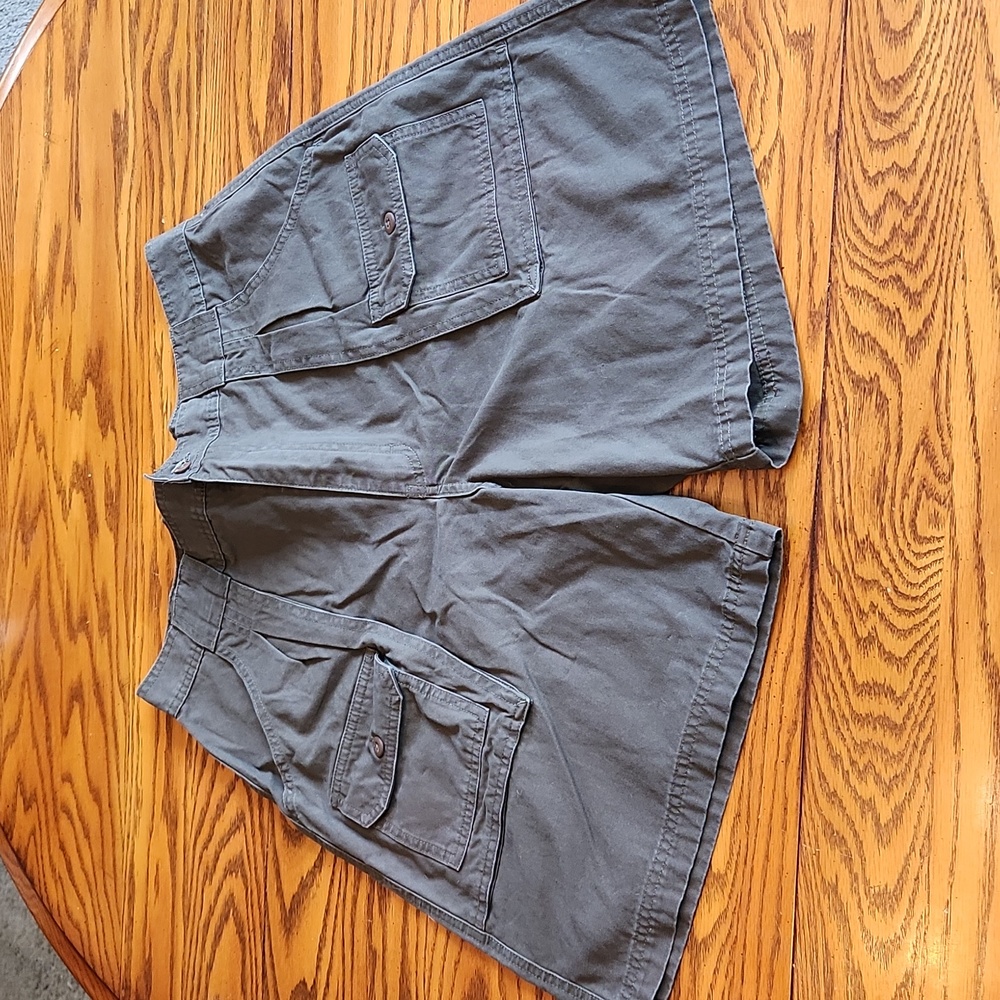 Cabela's 7 Pocket Hiker Shorts
